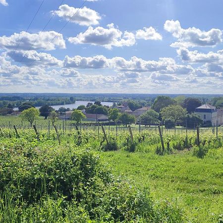 Maison Charmeilles - La Suite Pomerol Fronsac  Exteriör bild